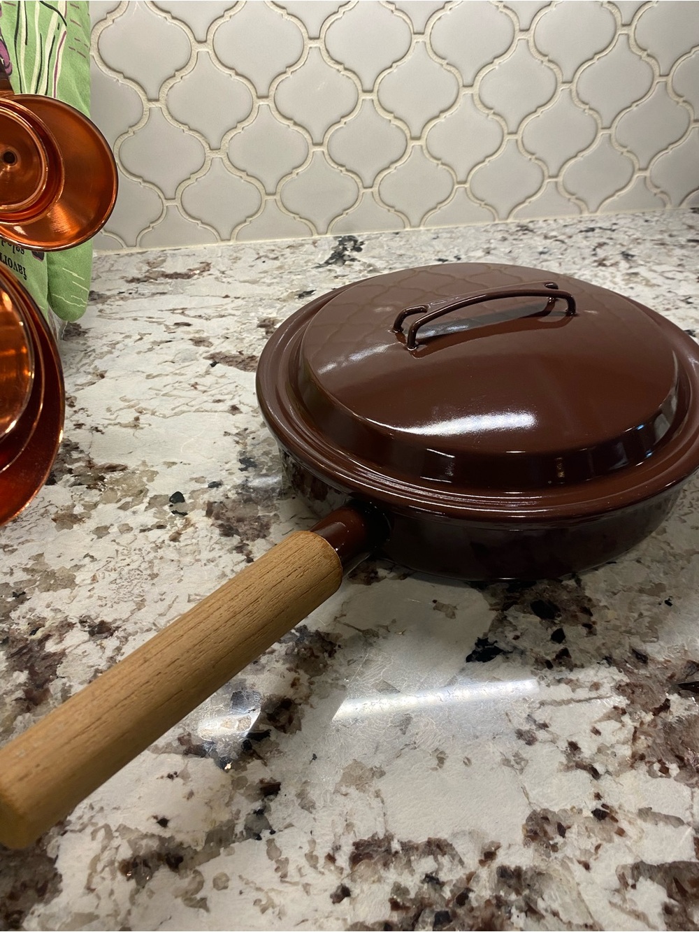 MCM Arabia Finland Finel Seppo Mallat 10 inch
Brown Enamel Sauté Pan with Lid